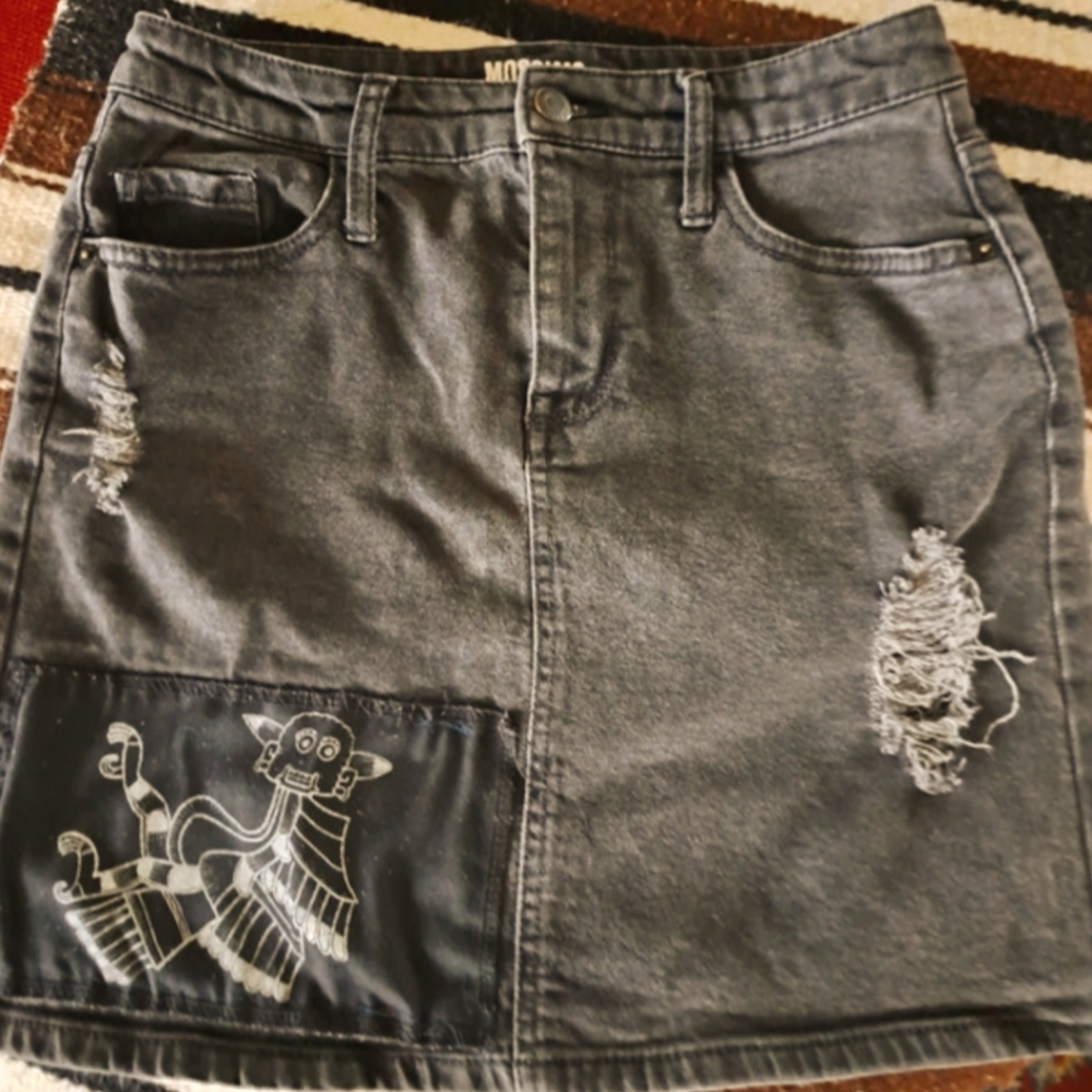 Black denim skirt 😍 ✨️
